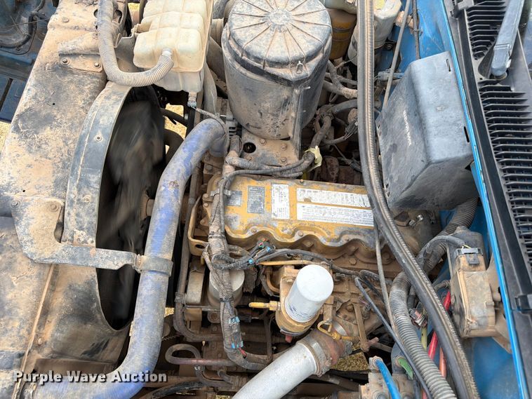 image for item EX0017 2002 GMC C7500 dump truck