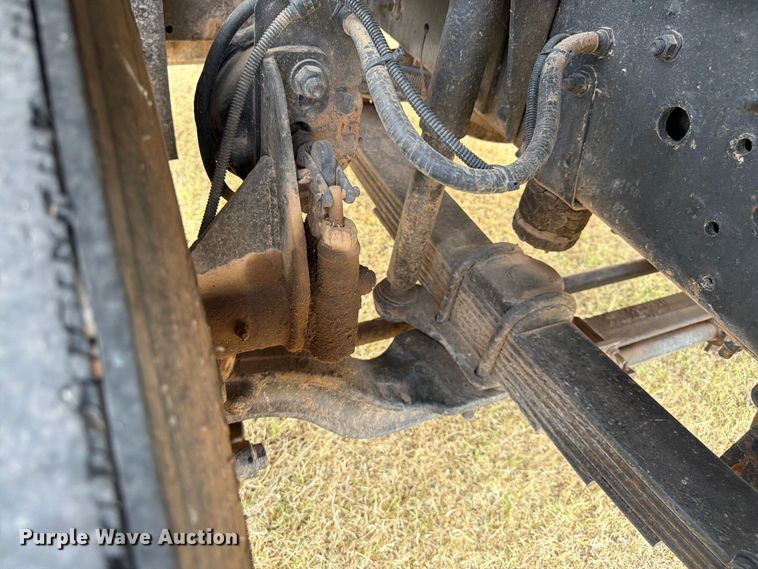 image for item EX0017 2002 GMC C7500 dump truck