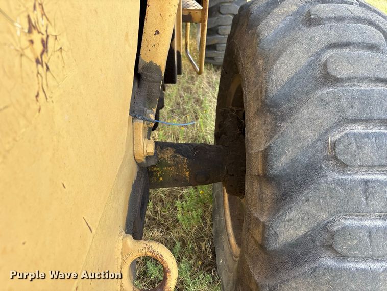 image for item EX0024 1981 Caterpillar 910 wheel loader