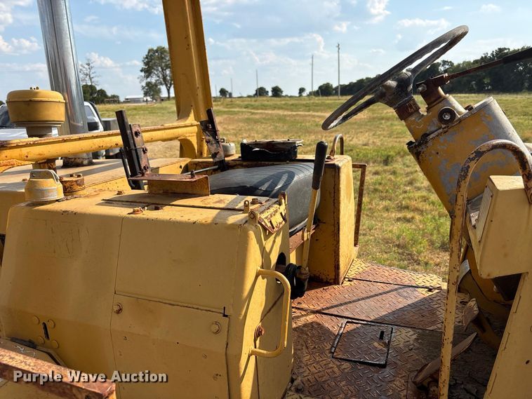 image for item EX0024 1981 Caterpillar 910 wheel loader