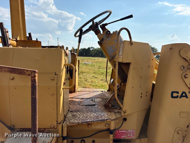 image for item EX0024 1981 Caterpillar 910 wheel loader