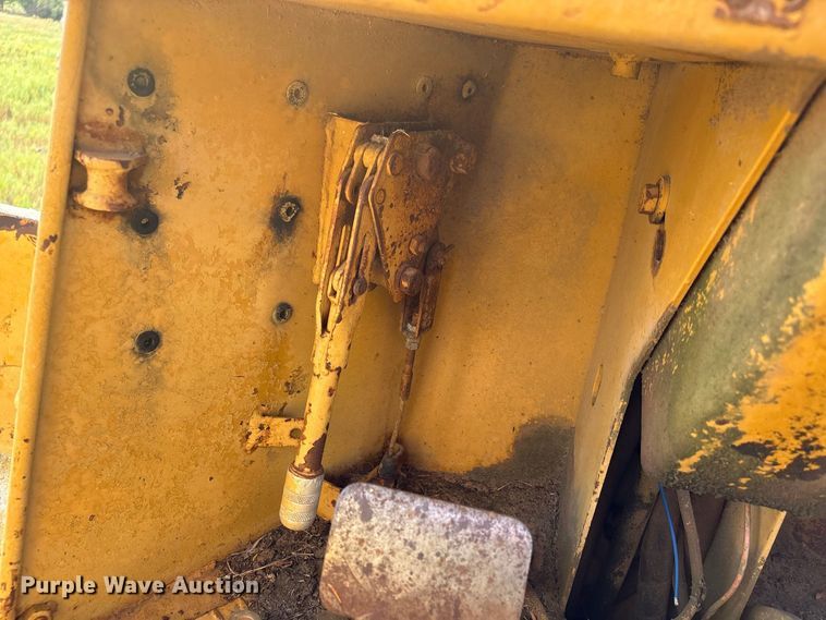 image for item EX0024 1981 Caterpillar 910 wheel loader