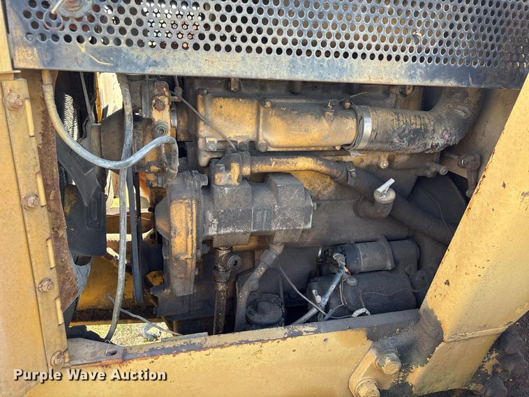 image for item EX0024 1981 Caterpillar 910 wheel loader