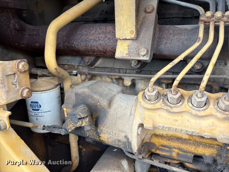 image for item EX0024 1981 Caterpillar 910 wheel loader