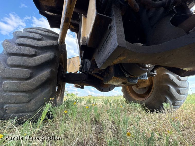 image for item EX0024 1981 Caterpillar 910 wheel loader