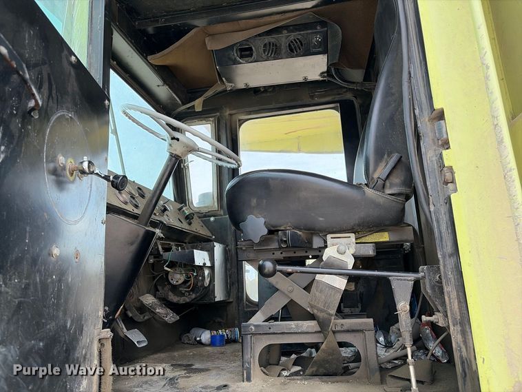 image for item EX2187 Euclid R25 haul truck