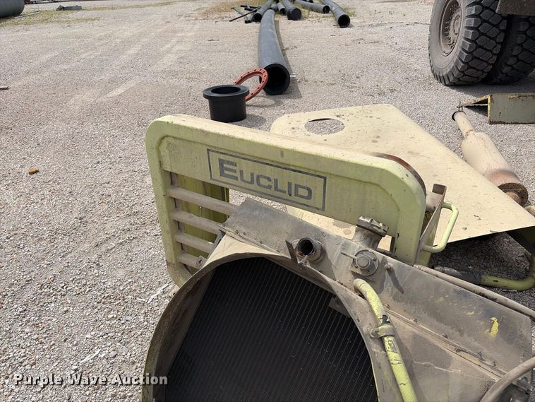 image for item EX2187 Euclid R25 haul truck