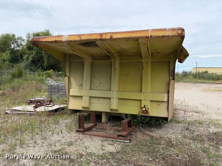 image for item EX2188 Euclid R25 haul truck