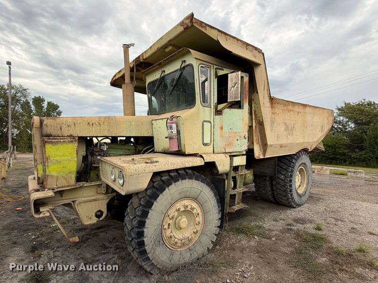 1979 Euclid R25 haul truck