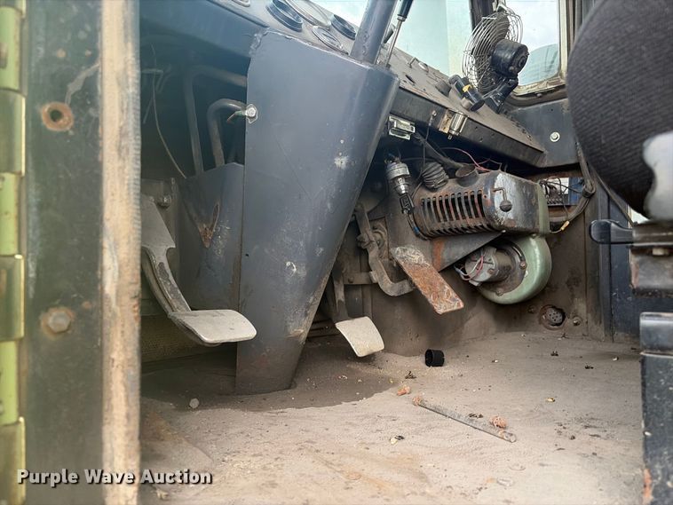 image for item EX2189 1979 Euclid R25 haul truck