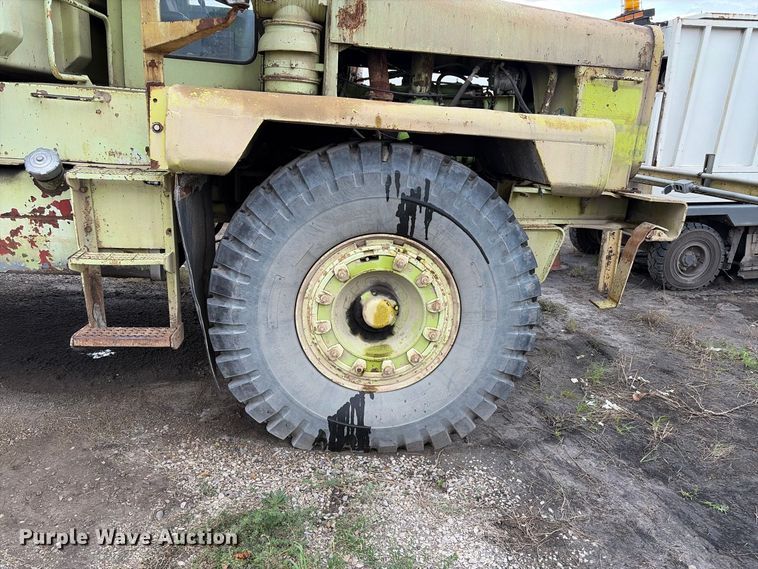 image for item EX2189 1979 Euclid R25 haul truck