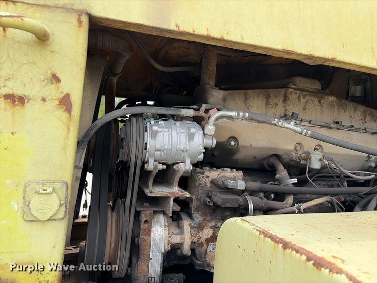 image for item EX2190 1999 Euclid R25 haul truck