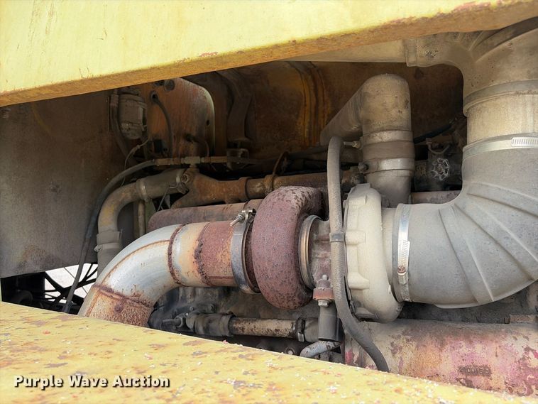 image for item EX2190 1999 Euclid R25 haul truck