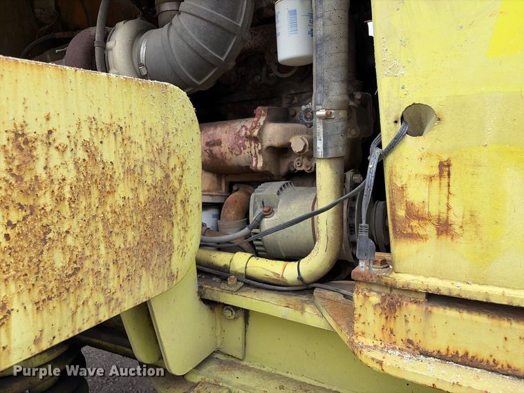 image for item EX2190 1999 Euclid R25 haul truck