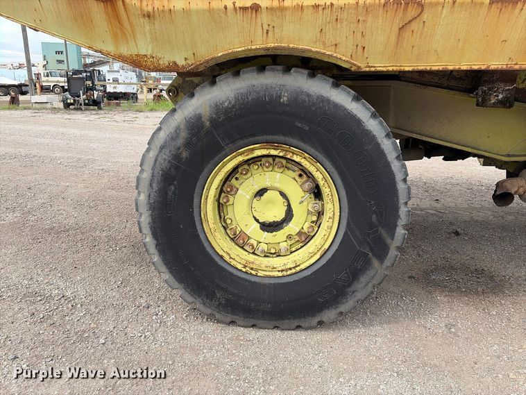 image for item EX2190 1999 Euclid R25 haul truck