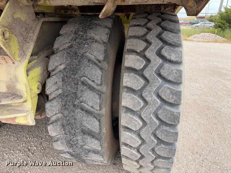 image for item EX2190 1999 Euclid R25 haul truck