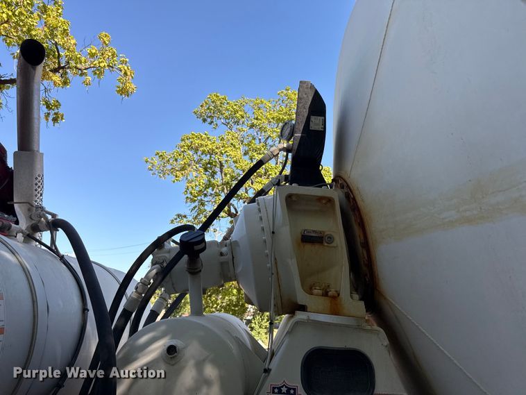 image for item EX2192 2023 International HX520 ready mix truck