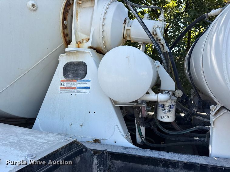 image for item EX2192 2023 International HX520 ready mix truck