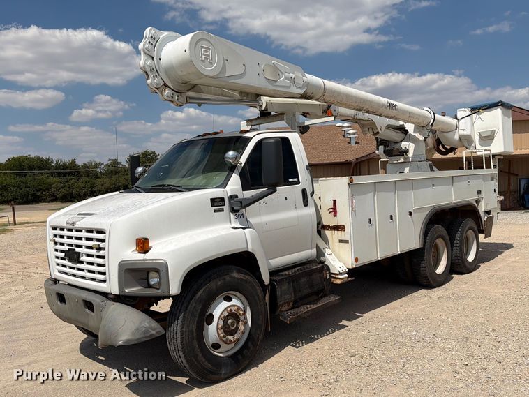 image for item EX4151 2006 Chevrolet C8500 bucket truck