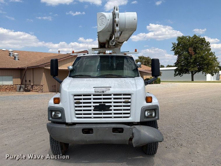 image for item EX4151 2006 Chevrolet C8500 bucket truck