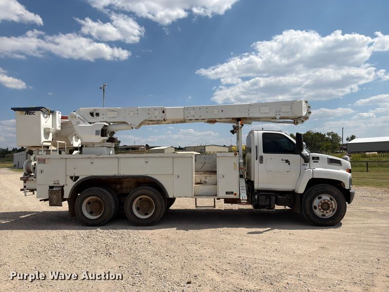 image for item EX4151 2006 Chevrolet C8500 bucket truck