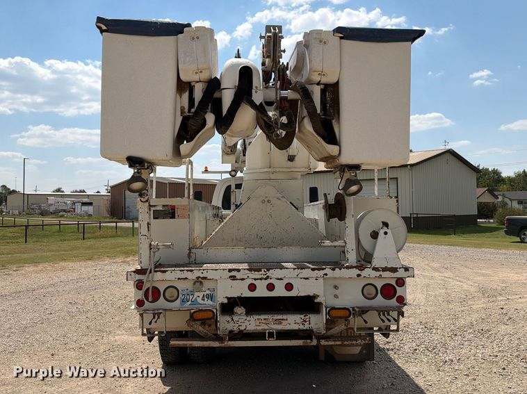 image for item EX4151 2006 Chevrolet C8500 bucket truck