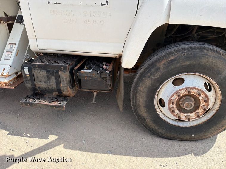 image for item EX4151 2006 Chevrolet C8500 bucket truck