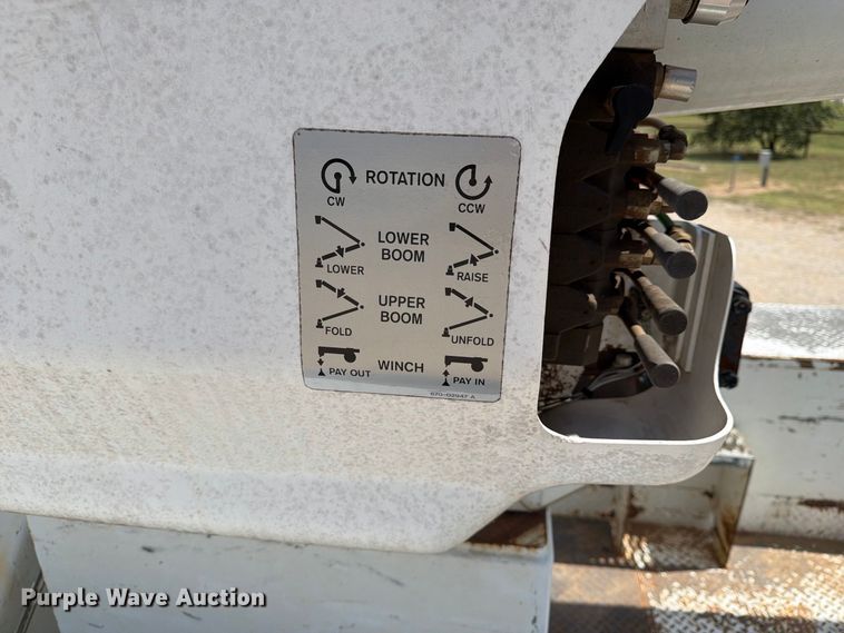 image for item EX4151 2006 Chevrolet C8500 bucket truck