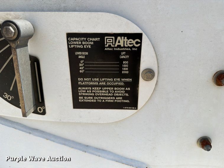 image for item EX4151 2006 Chevrolet C8500 bucket truck