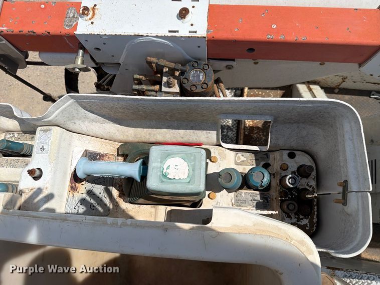 image for item EX4151 2006 Chevrolet C8500 bucket truck
