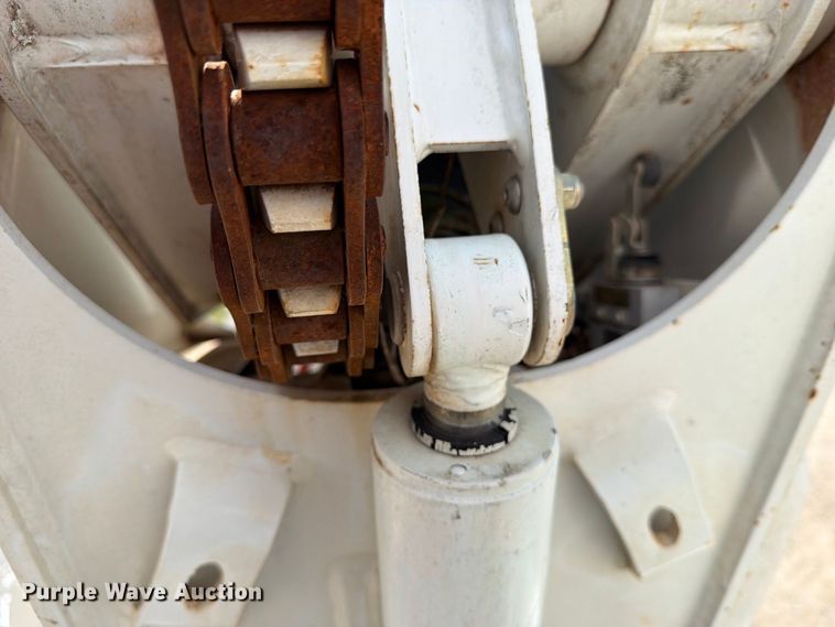 image for item EX4151 2006 Chevrolet C8500 bucket truck