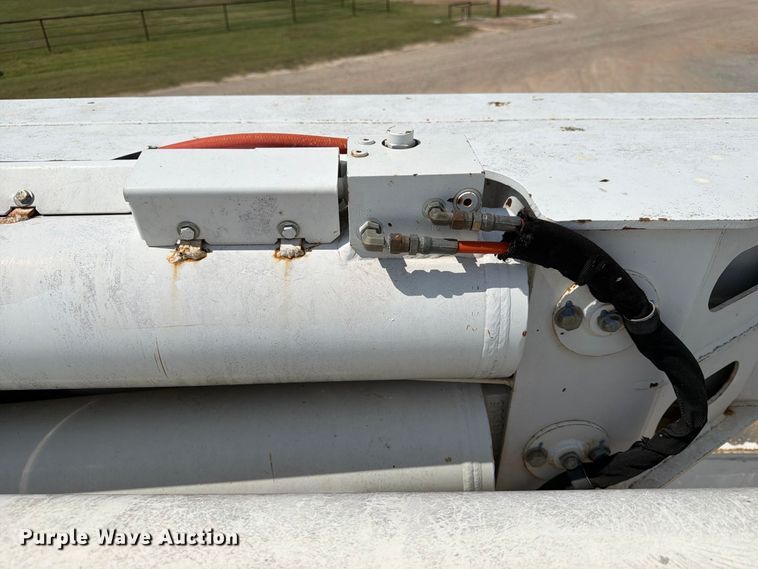 image for item EX4151 2006 Chevrolet C8500 bucket truck