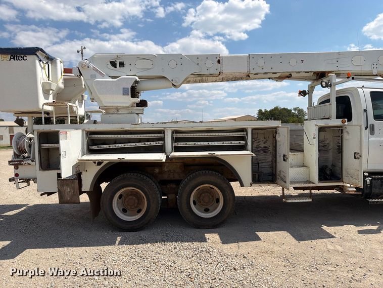 image for item EX4151 2006 Chevrolet C8500 bucket truck