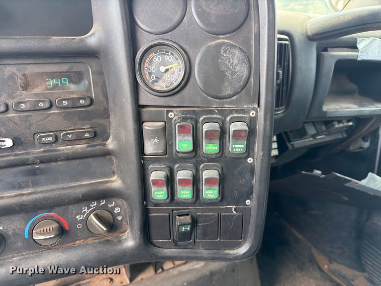 image for item EX4151 2006 Chevrolet C8500 bucket truck