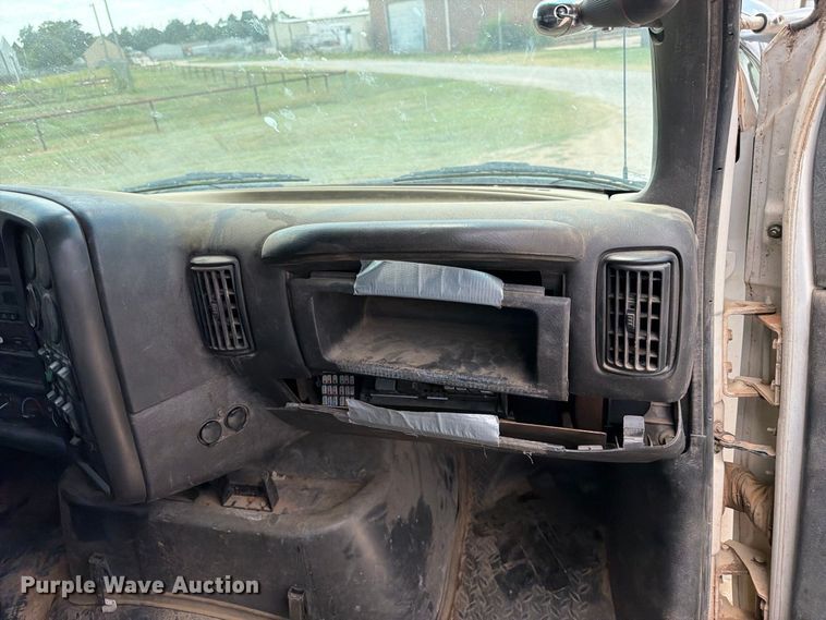 image for item EX4151 2006 Chevrolet C8500 bucket truck