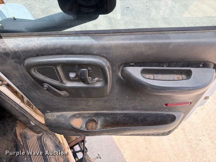 image for item EX4151 2006 Chevrolet C8500 bucket truck