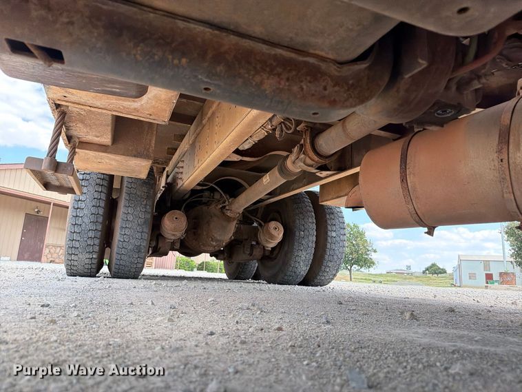 image for item EX4151 2006 Chevrolet C8500 bucket truck
