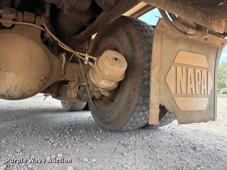 image for item EX4151 2006 Chevrolet C8500 bucket truck
