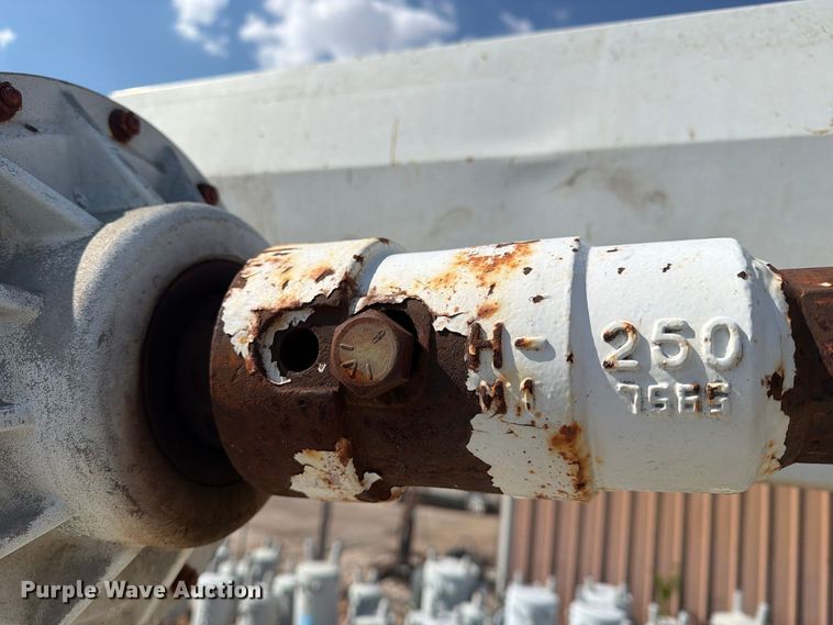 image for item EX4152 2005 International 4300 digger derrick truck