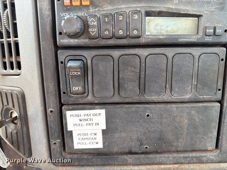 image for item EX4152 2005 International 4300 digger derrick truck