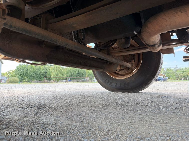 image for item EX4152 2005 International 4300 digger derrick truck