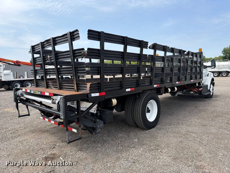 image for item FB4985 2018 Ford F650 Super Duty flatbed truck