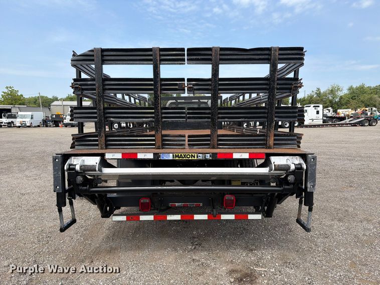 image for item FB4985 2018 Ford F650 Super Duty flatbed truck