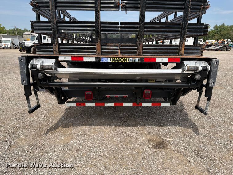 image for item FB4985 2018 Ford F650 Super Duty flatbed truck