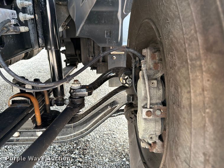 image for item FB4985 2018 Ford F650 Super Duty flatbed truck