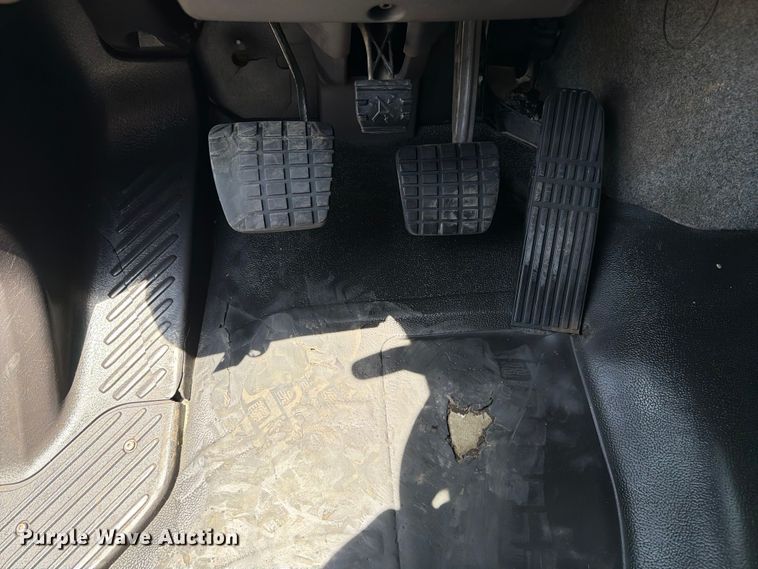 image for item FB4986 2014 Freightliner Business Class M2 fuel / lube truck