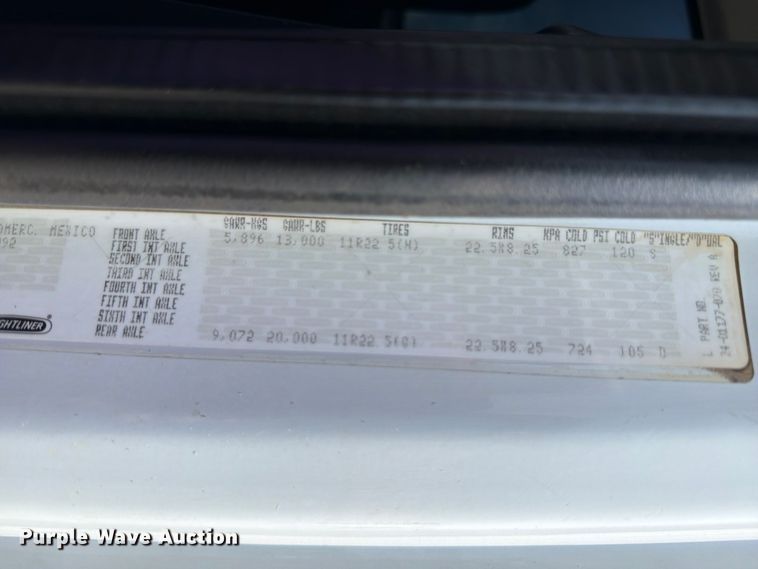 image for item FB4986 2014 Freightliner Business Class M2 fuel / lube truck