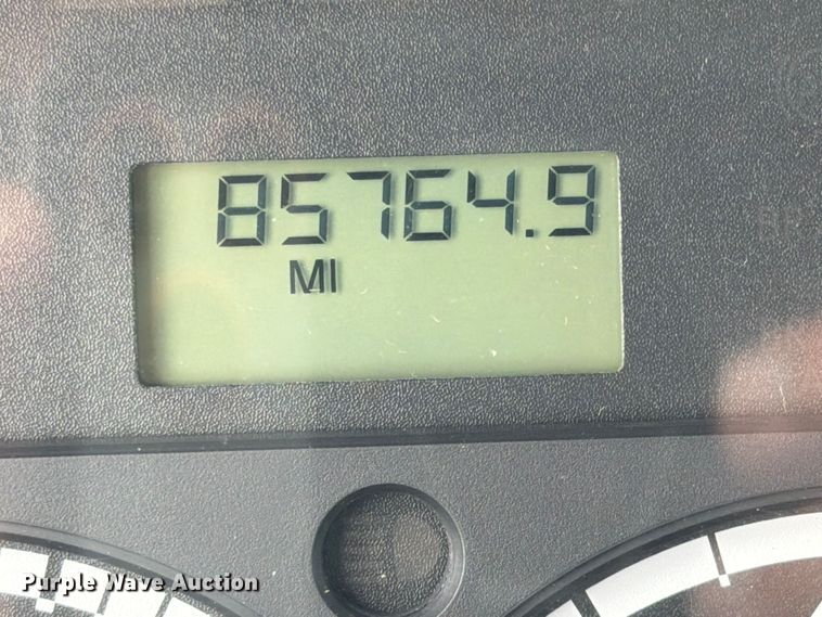 image for item FB5010 2013 Freightliner 108SD utility / service truck