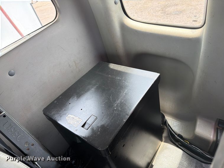 image for item FB5010 2013 Freightliner 108SD utility / service truck