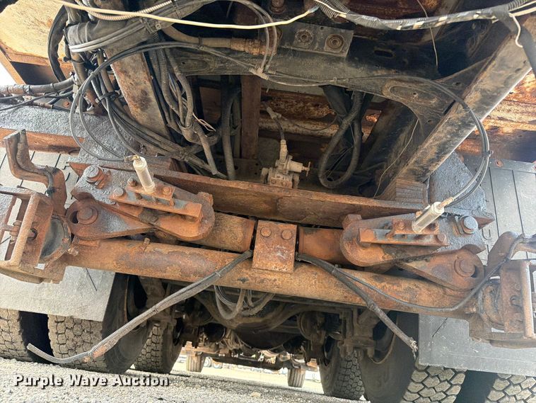 image for item FB5010 2013 Freightliner 108SD utility / service truck